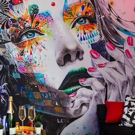 Cachette Secrete & شقة *